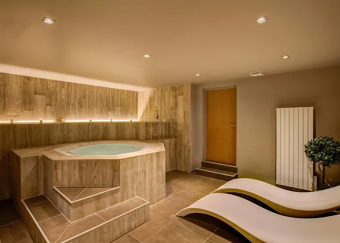 Royal Ours Blanc Boutique Hôtel&Spa